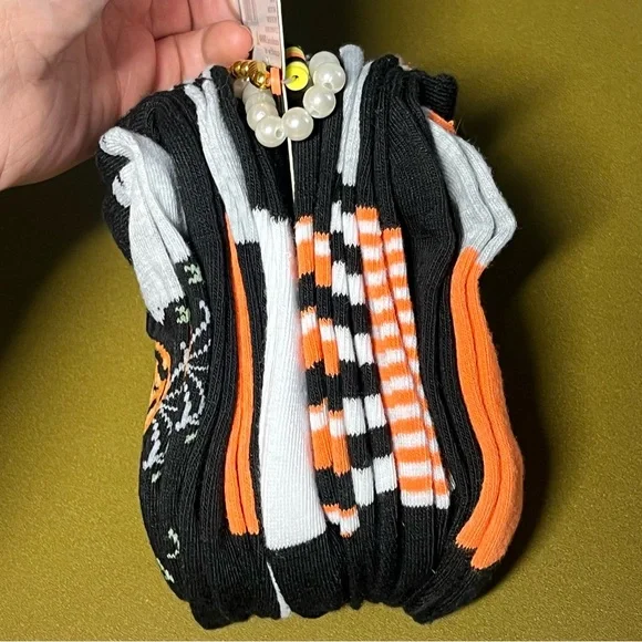 NWT Toddler 2T-4T jumping beans Sock Bundle of 3 Trendy Girls Halloween Variety - Picture 8 of 10